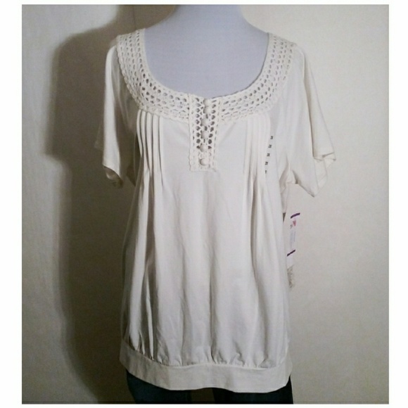 Jones New York Tops - NWT Jones New York Vanilla Cream Blouse